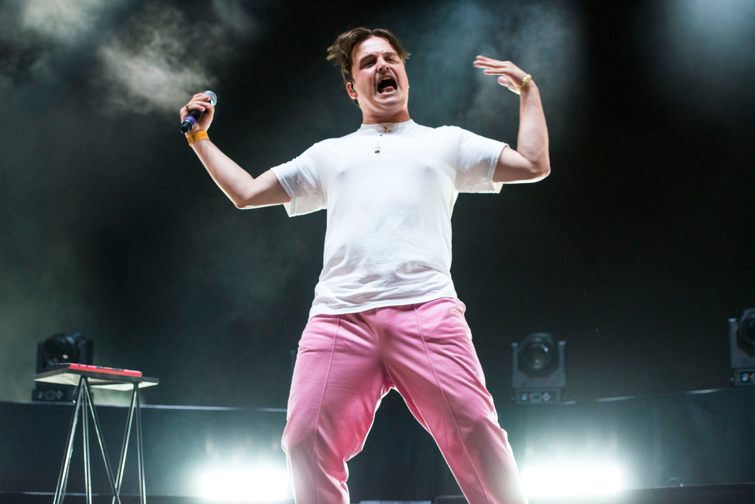 Glints op Rock Werchter: verbeten raps, en een hand om zijn ballen ...