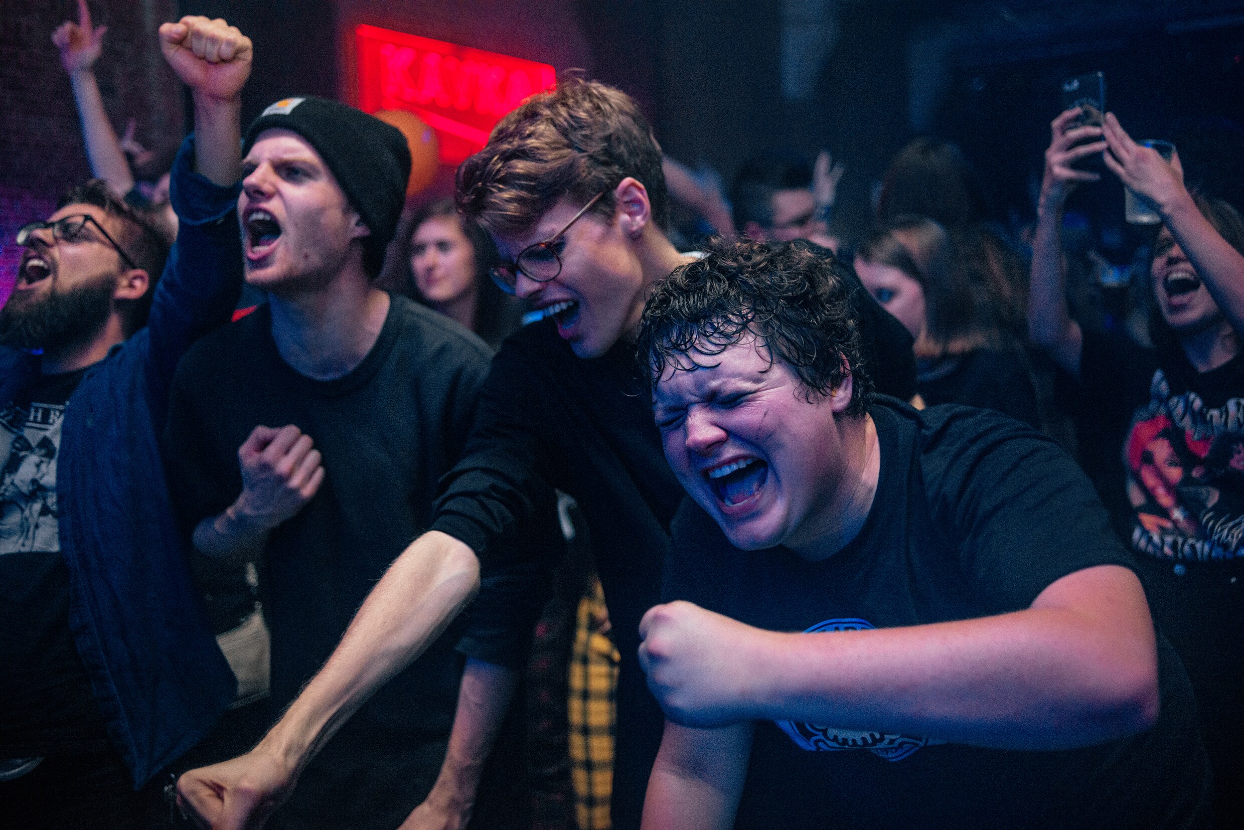 Emo Night in Antwerpen: Hoe het emo-genre herrijst uit zijn as | Humo ...