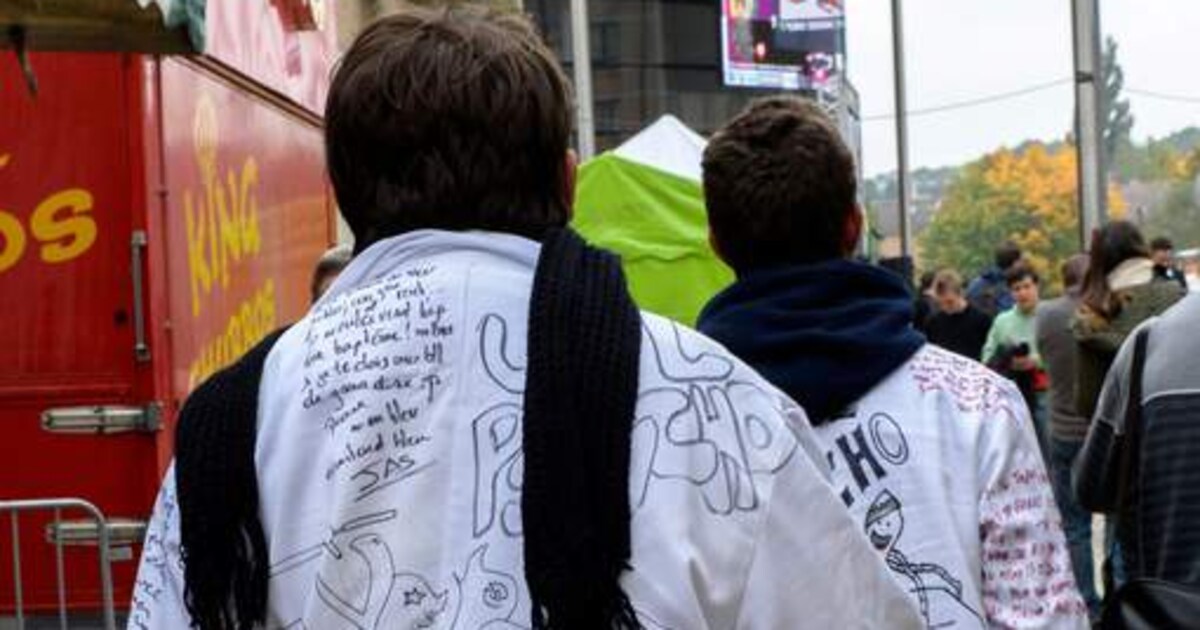 De studentendoop: wat studenten zo geweldig vinden aan vernederd worden ...