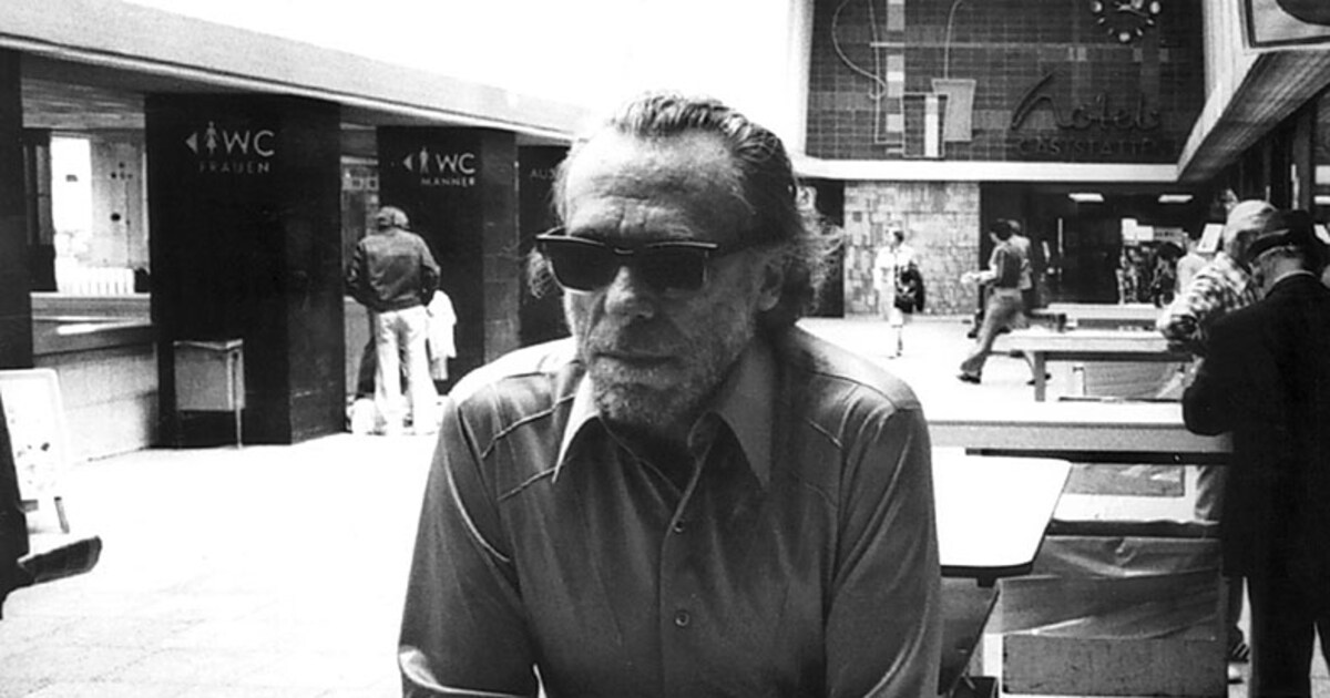 Humo Sprak Met Charles Bukowski Mijn Enige Filosofie Is Dat Iedereen Moet Schijten En Na Het