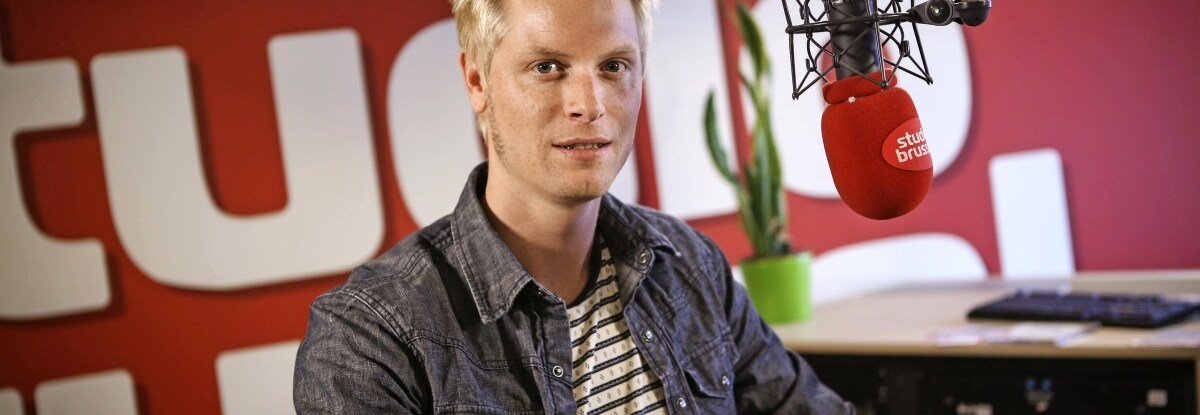 Radio: Studio Brasil | Humo: The Wild Site