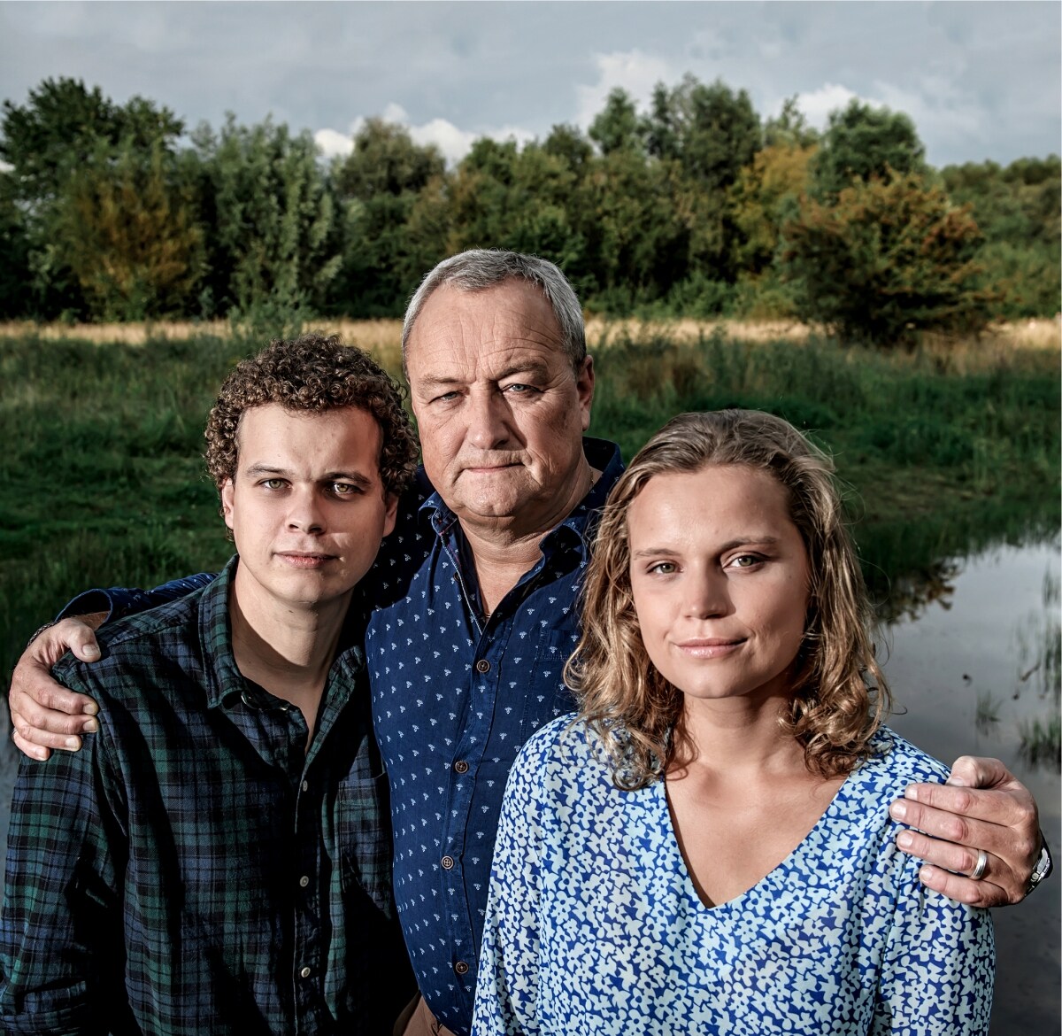 Robin en Eva, kinderen van Alain Remue: ‘Papa kwam pas naar huis als ...