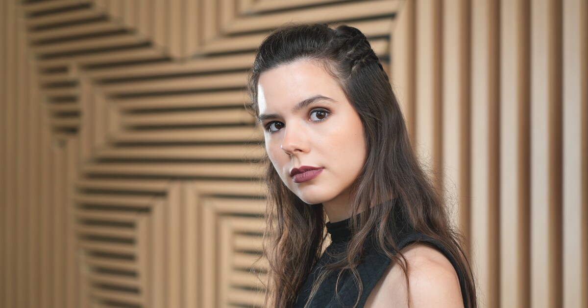 De Favoriete Platen Van Amber Broos: ‘Met Een Oud Roemeens Vrouwtje Op De Hoes~b2bcded7