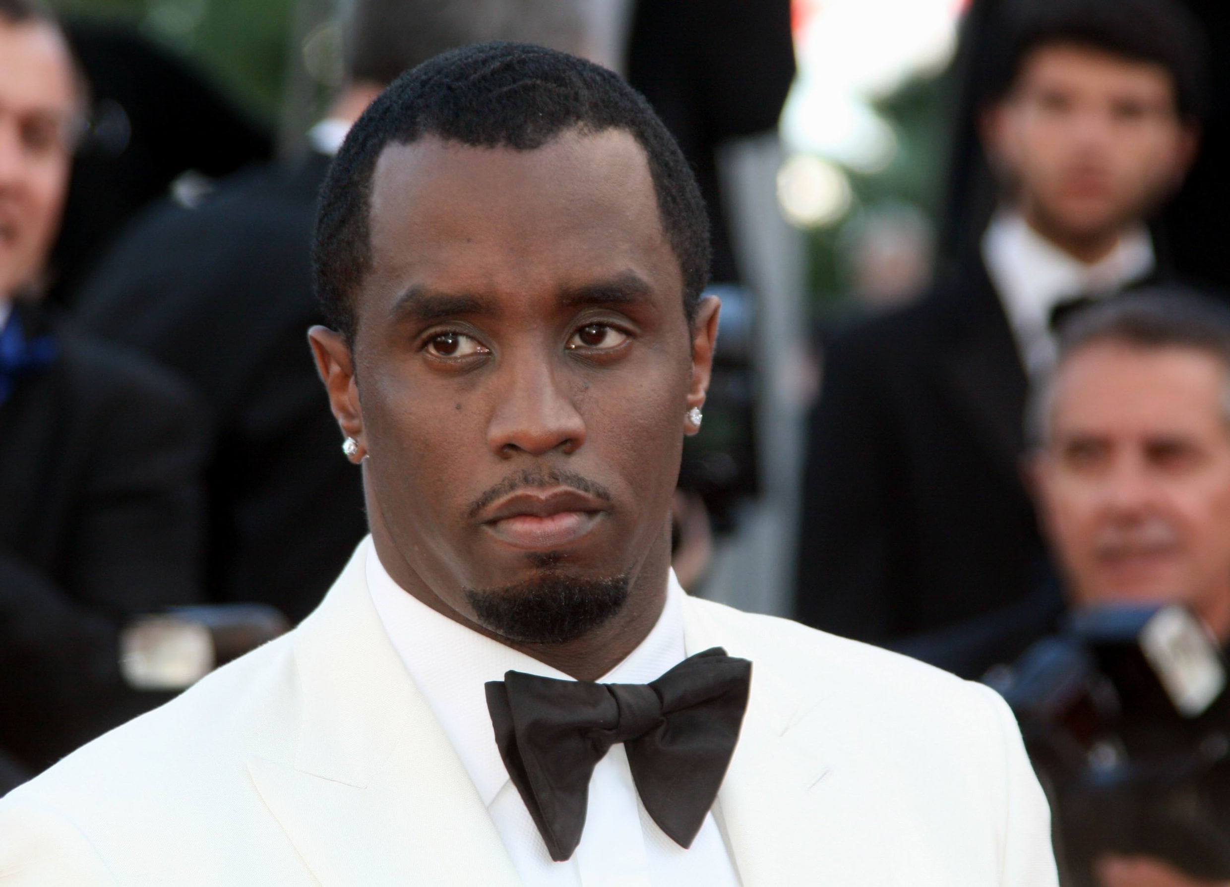 Ooit oppermachtig in de hiphop, vandaag achter tralies als gestoord  seksueel roofdier: de val van P. Diddy. 'Hij heeft geen ziel' | Humo: The  Wild Site