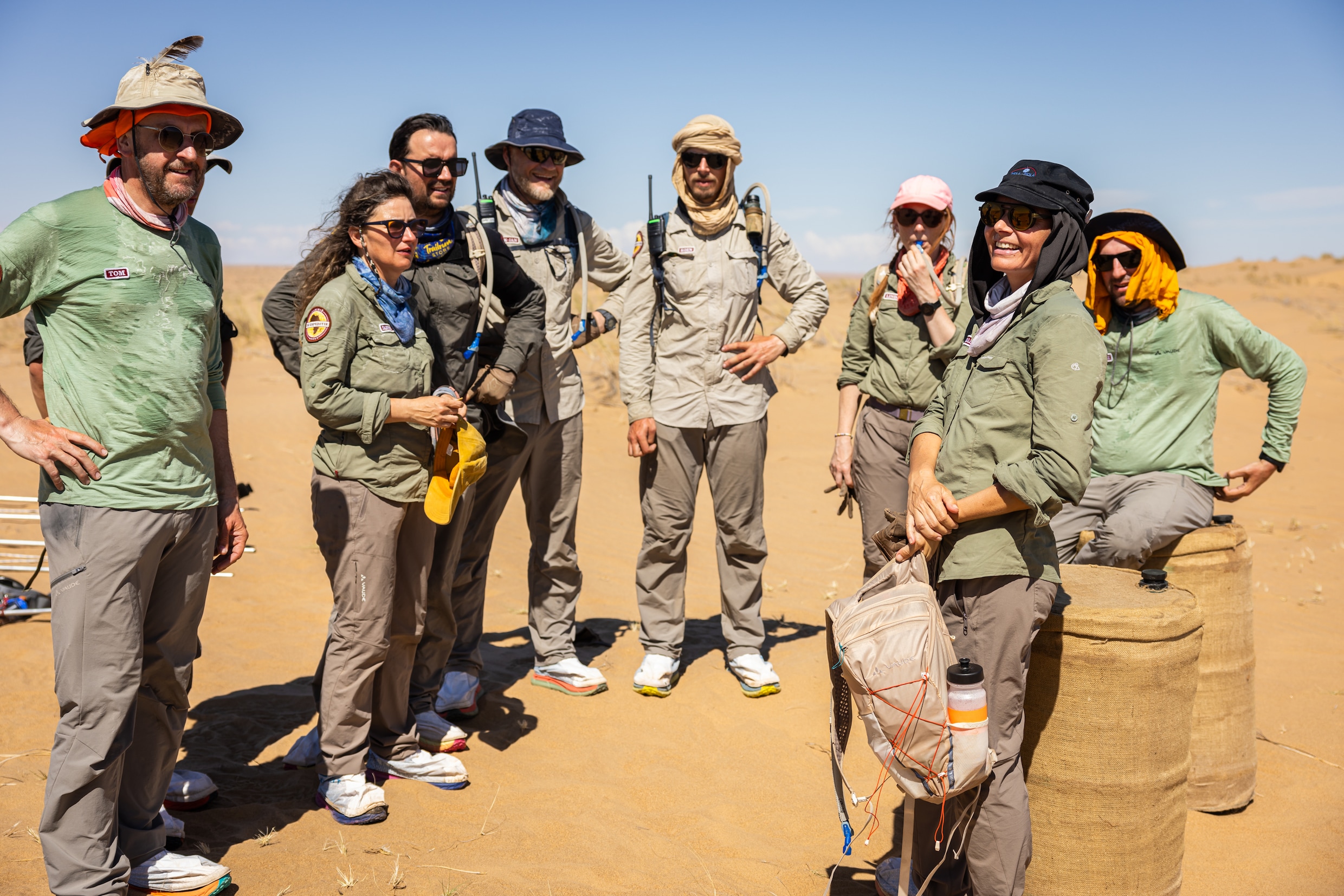 Janne Desmet Zweet Zich Door De Expeditie Namibi Uiteraard Zijn Er Aangenamere Dingen Dan