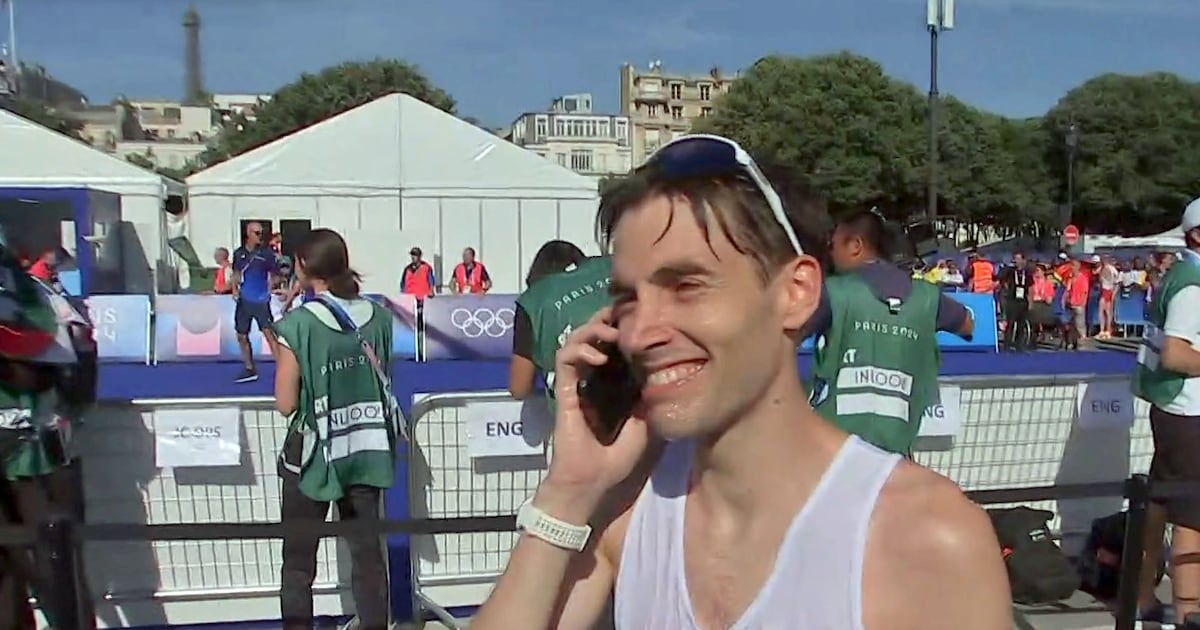 Olympische Marathonheld Michael Somers neemt afscheid van zijn vader en professionele atletiek: 'Mijn dochter geeft me kracht'