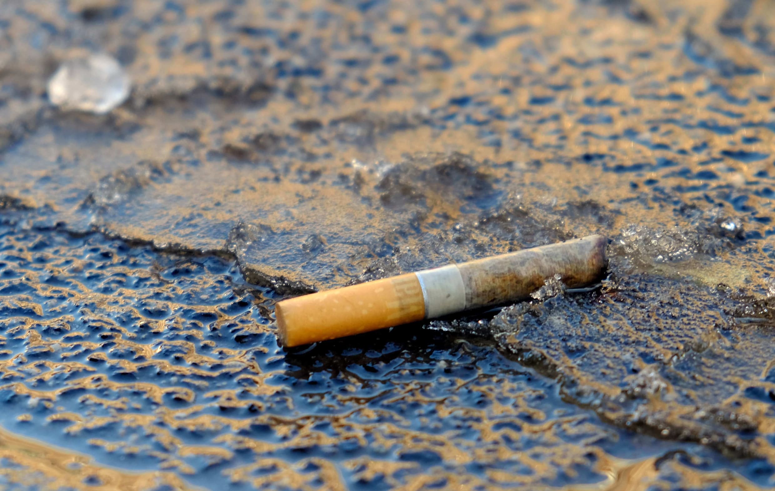 Lezersbrief: ‘Ja, roken is duur en de staat verdient eraan. Maar de ...
