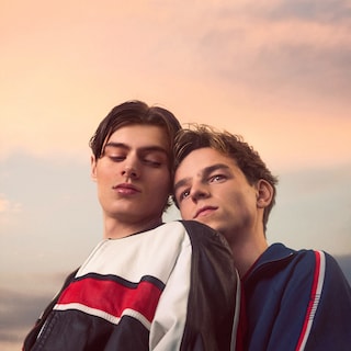 Emmy-nominatie voor ‘De klas van 2000’: ‘Deze VTM Go-reeks toont dat opgroeien als homo in de nillies zwaarder was dan opgroeien met Ingeborg’