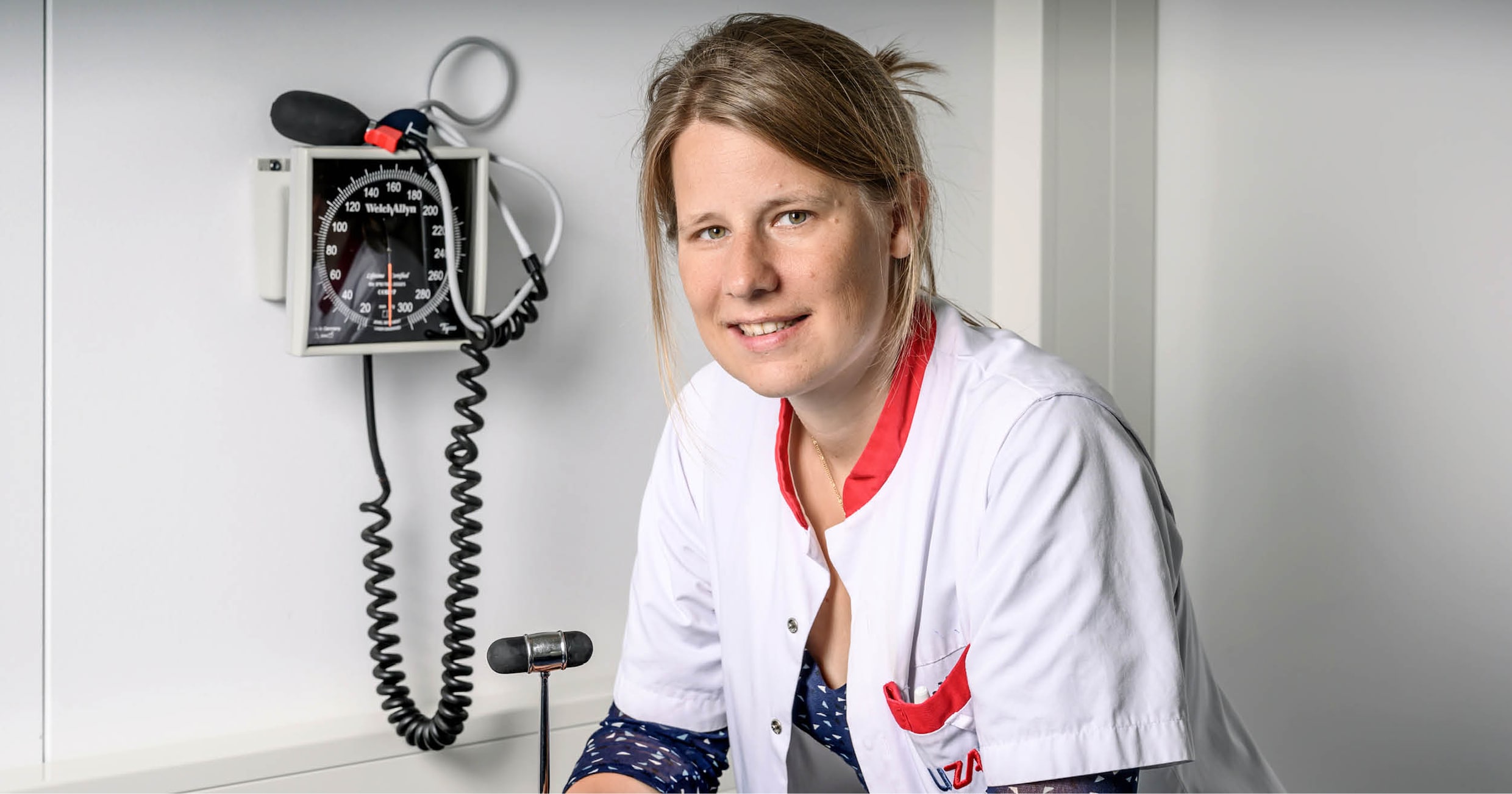 ‘De ziekte zit waarschijnlijk al een hele tijd in het lichaam vóór de diagnose wordt gesteld, zelfs tot twintig jaar vóór de klachten optreden.’