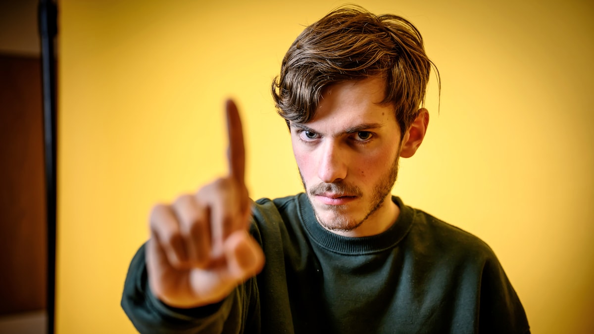 Felix Heremans en Nona Van Braeckel over 'De slimste mens': 'In het leger  gaan? Nooit van mijn leven! Ik deserteer! Anders kom je toch alleen maar  dood terug!' | Humo: The Wild