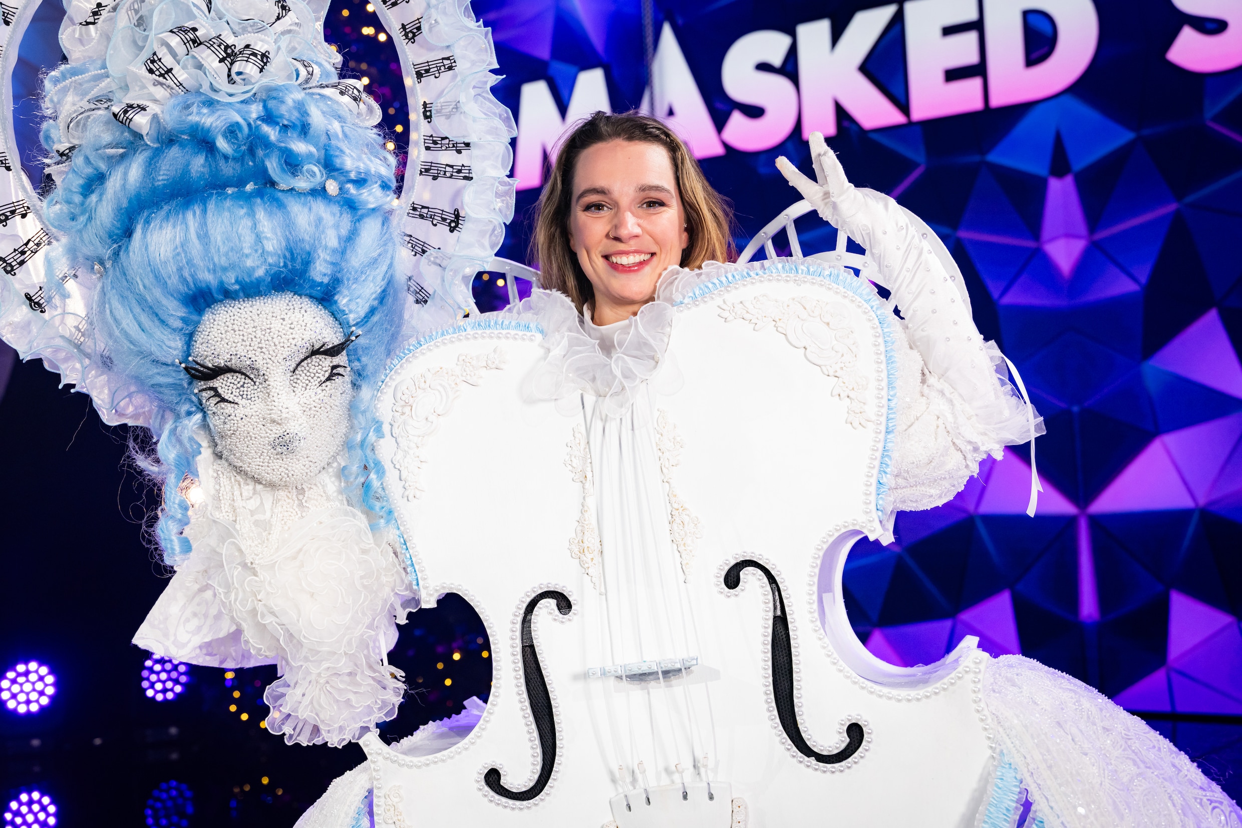 Lisa Van Rossem, de zus van Metejoor, was Viool in ‘The Masked Singer ...