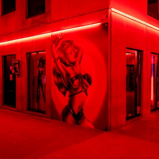 Hoe gaat het er in de Antwerpse prostitutiebuurt aan toe? ‘De politie hier is top. Ze staan altijd klaar om ons te helpen en te beschermen’